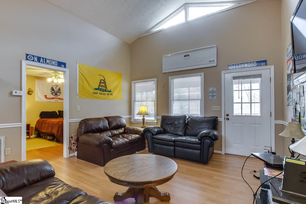 13060 Mohawk Path Seneca, SC 29678 - Photo 12 of 23 Gallery Image 12
