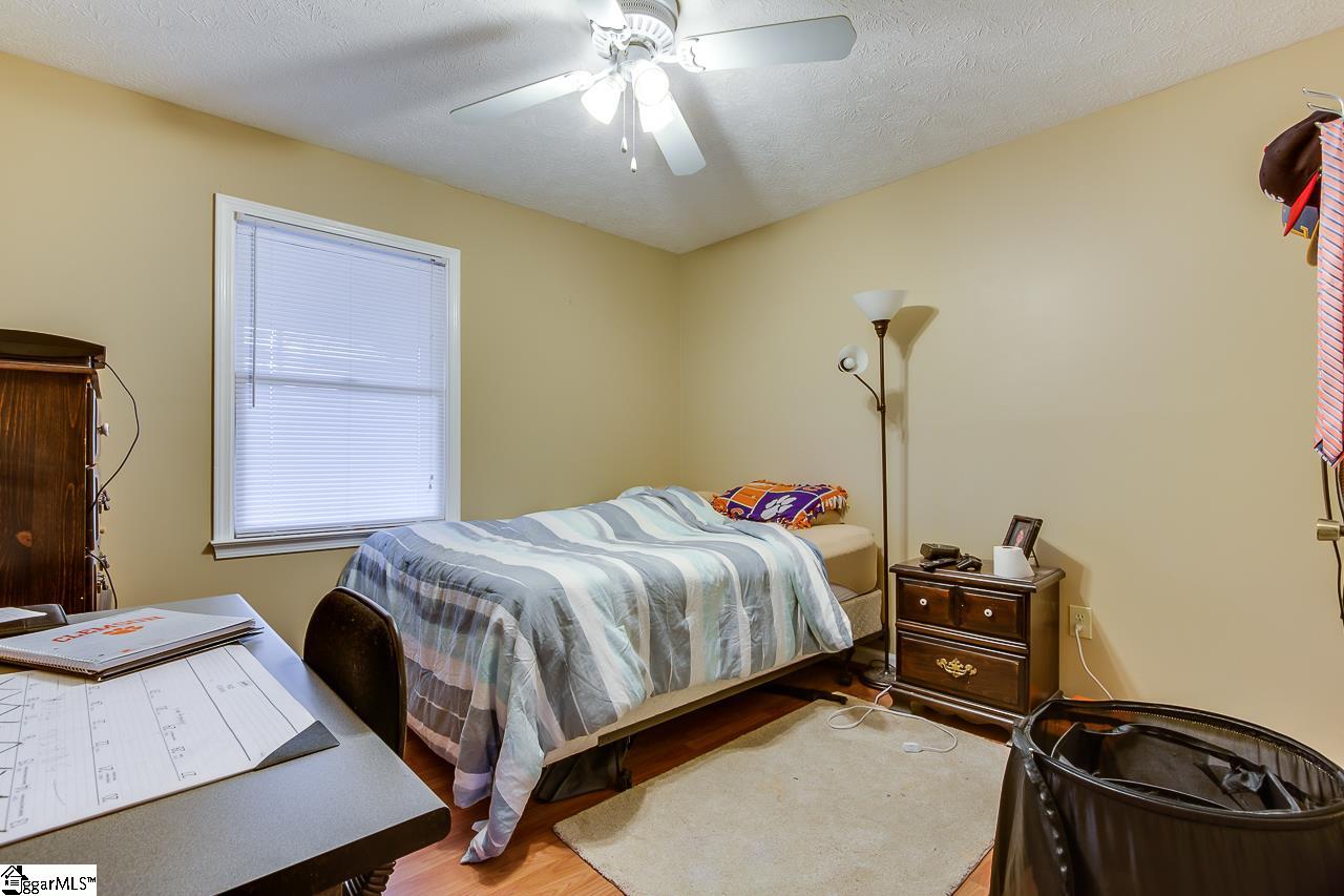 13060 Mohawk Path Seneca, SC 29678 - Photo 15 of 23 Gallery Image 15