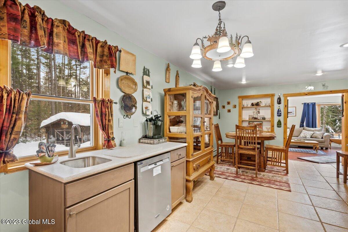 124 Forest Lake Road Warrensburg, NY 12817 - Photo 11 of 38 11-AG100066
