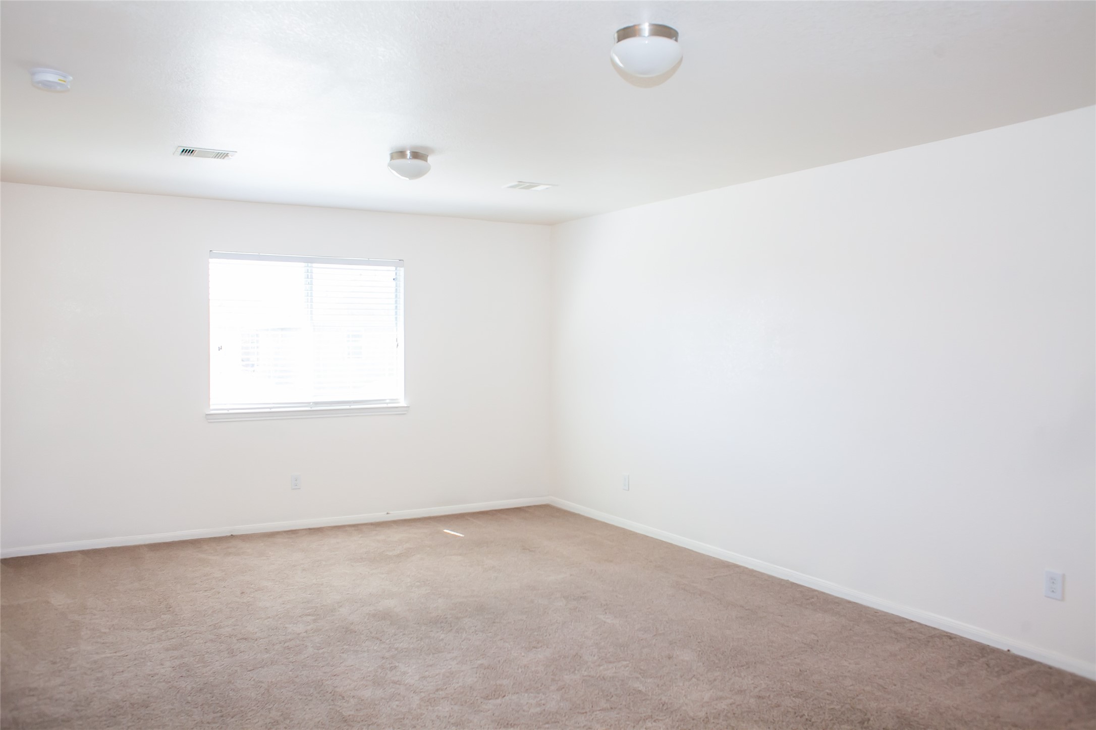 7015 Rancho Mission Drive Houston, TX 77083 - Photo 13 of 21 a view of an empty room