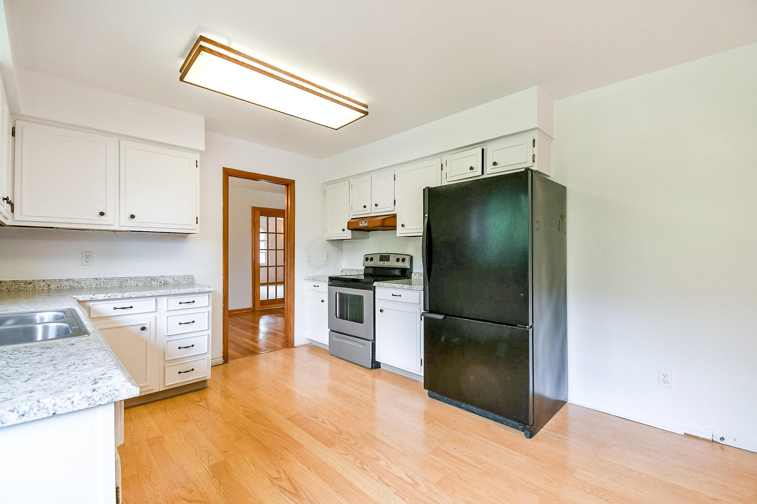 1030 Plum Ridge Columbus, OH 43213 - Photo 13 of 34 Gallery Image 13