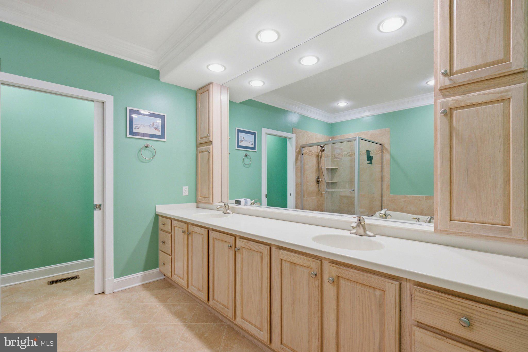 8705 Timber Oak Lane Laurel, MD 20723 - Photo 24 of 60 Bathroom/First Floor