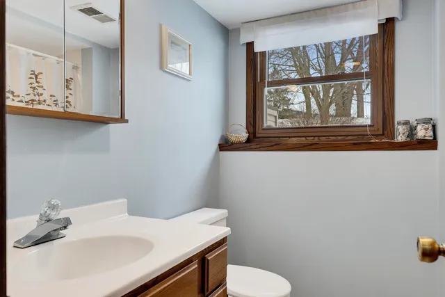 $399,000 | 1024 Park Ridge Drive, Onalaska, WI 54650