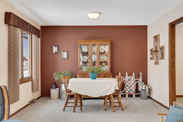 $399,000 | 1024 Park Ridge Drive, Onalaska, WI 54650