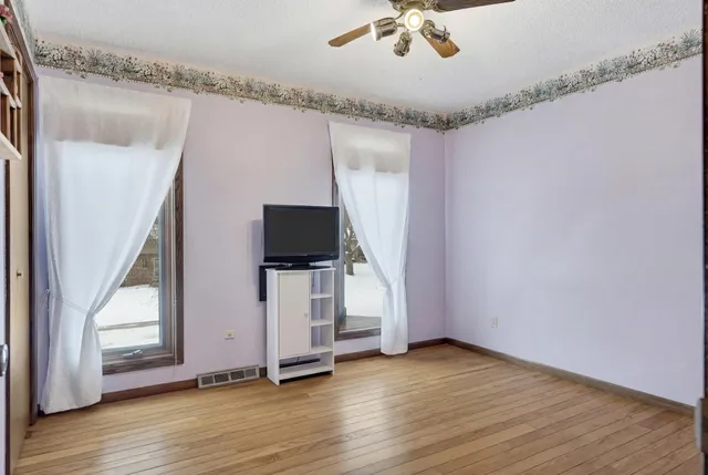 $399,000 | 1024 Park Ridge Drive, Onalaska, WI 54650