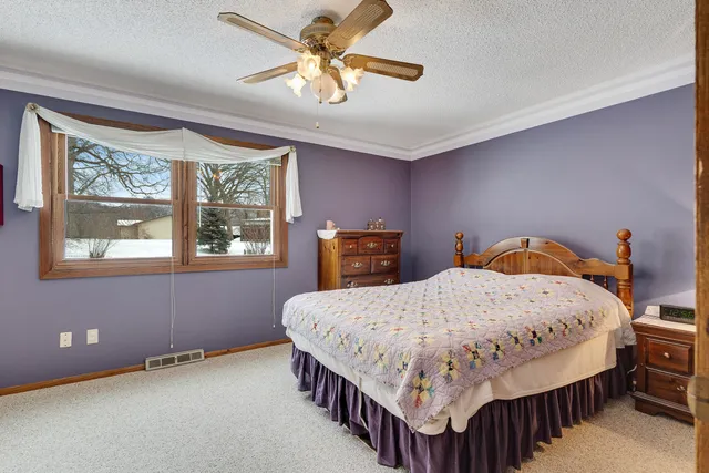 $399,000 | 1024 Park Ridge Drive, Onalaska, WI 54650