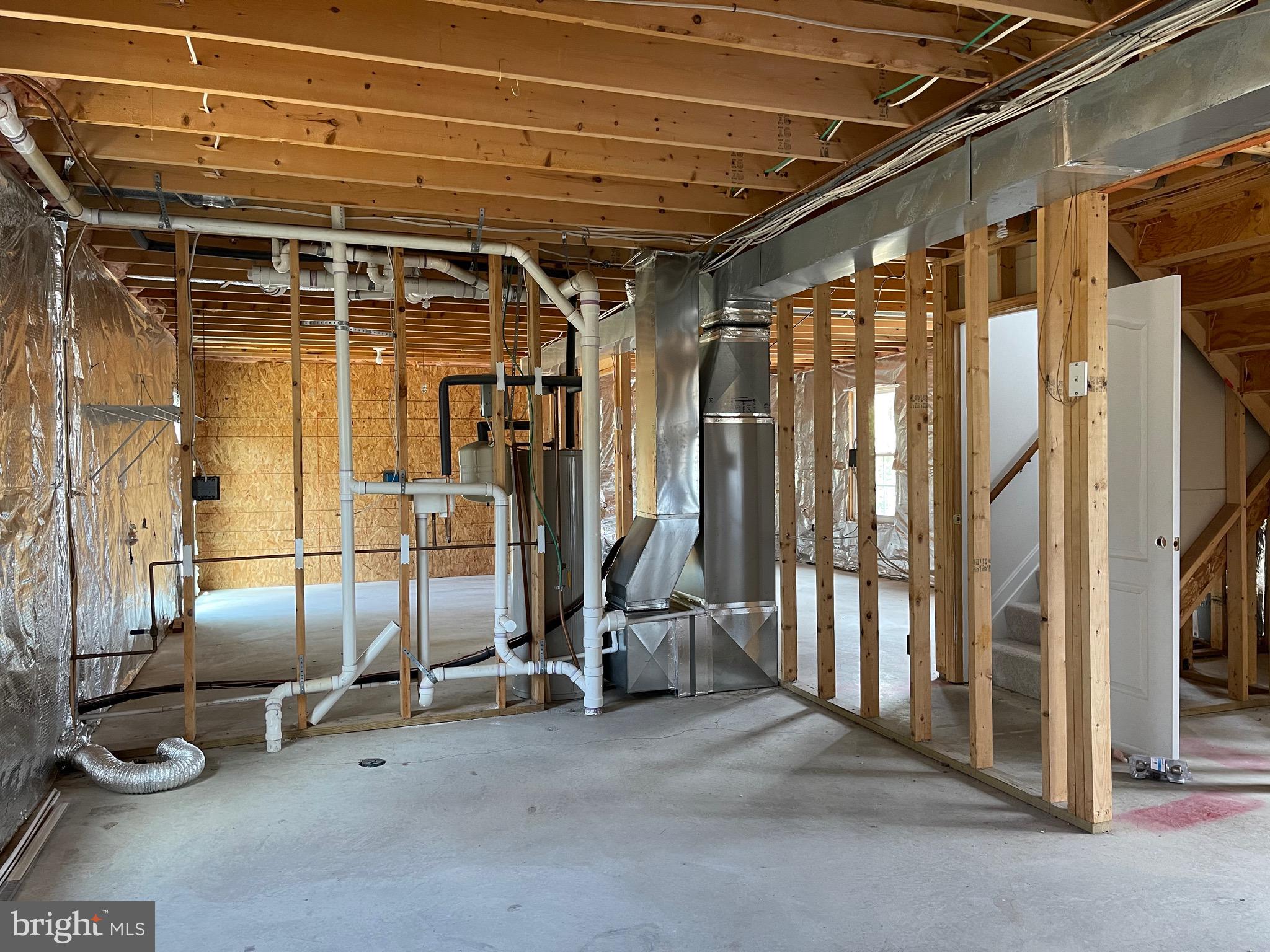 12627 Hilltop Road Lusby, MD 20657 - Photo 16 of 17 Luandry hookups