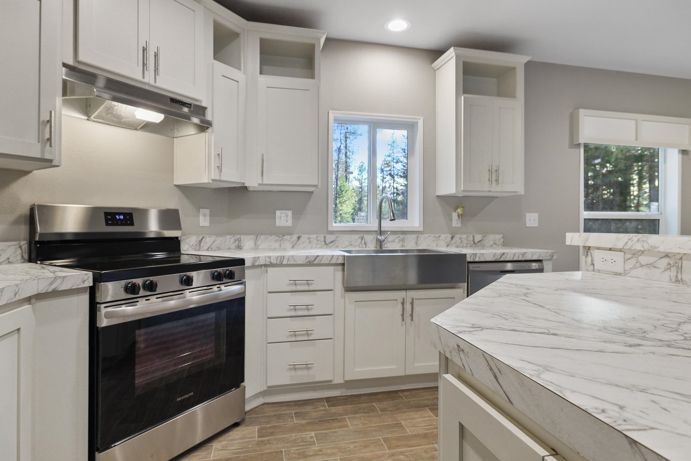 3833 Meadowlark Way Loon Lake, WA 99148 - Photo 4 of 22