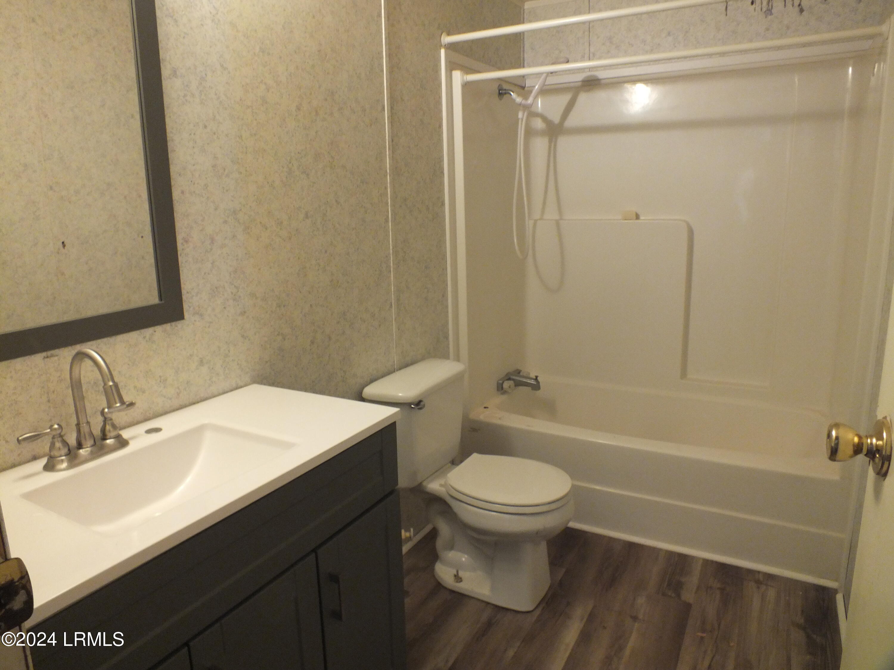 25 Milledge Village Road Beaufort, SC 29906 - Photo 6 of 14 DSCF4647