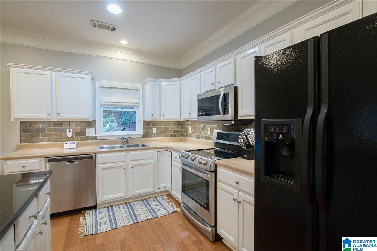 1037 Inverness Cove Way Birmingham, AL 35242 - Photo 10 of 36