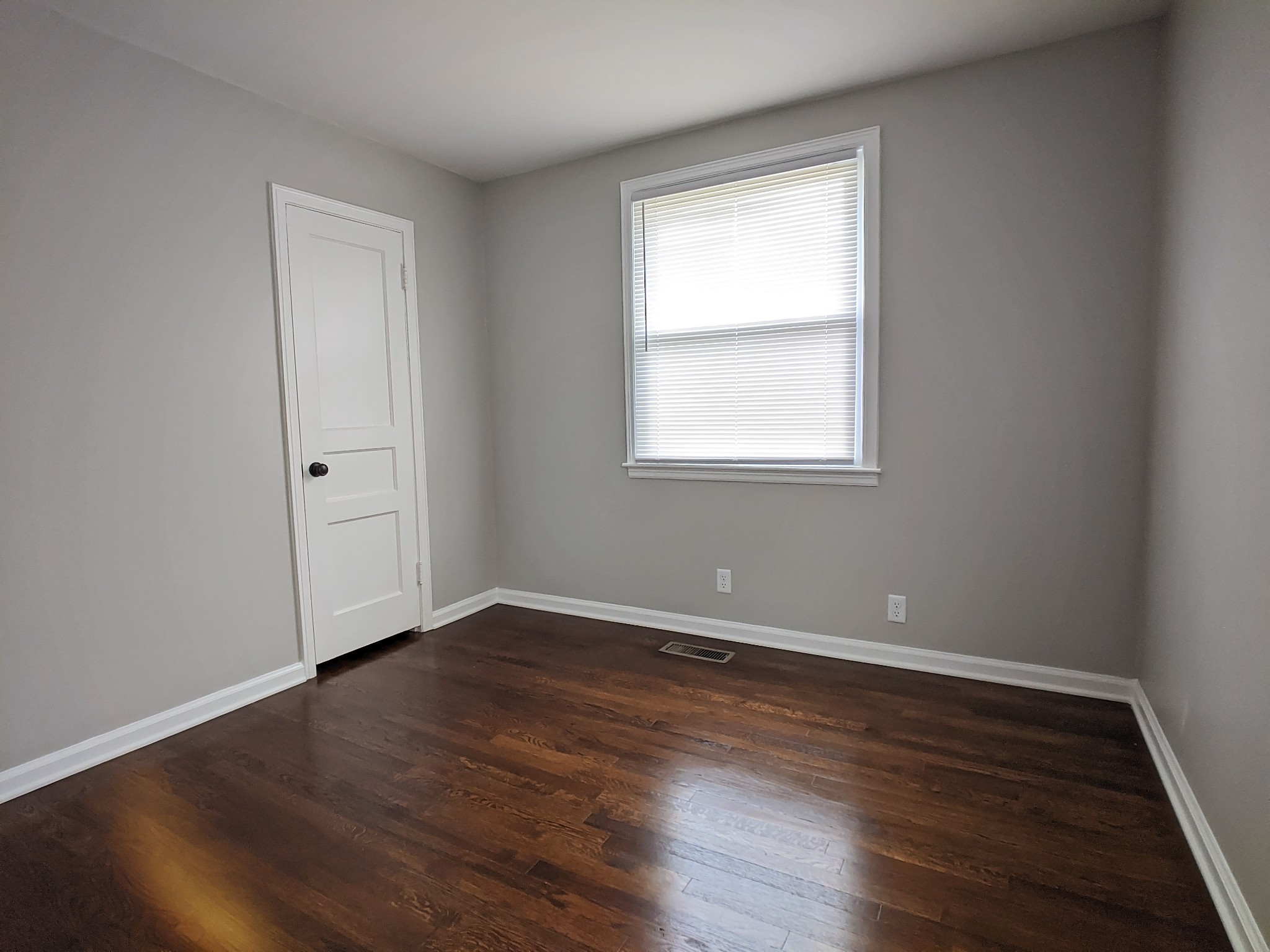 5421 Knob Road Nashville, TN 37209 - Photo 21 of 28 Gallery Image 21