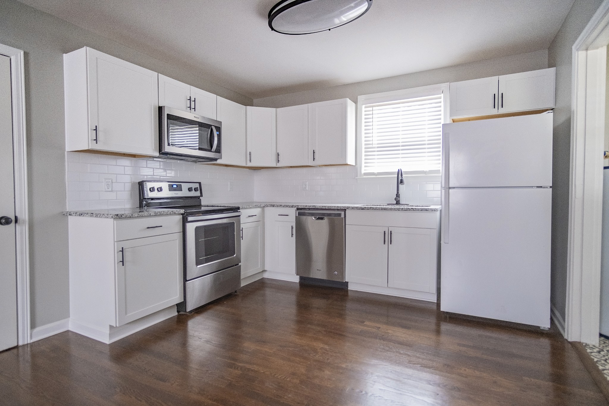 5421 Knob Road Nashville, TN 37209 - Photo 4 of 28 Gallery Image 4