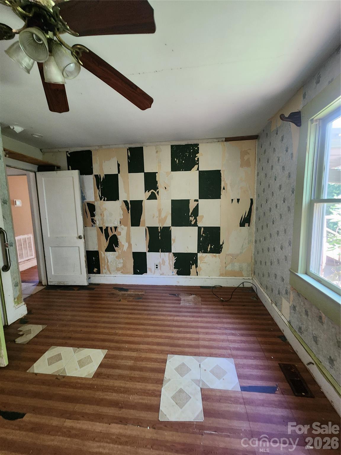 5510 Allen Road East Charlotte, NC 28269 - Photo 22 of 27