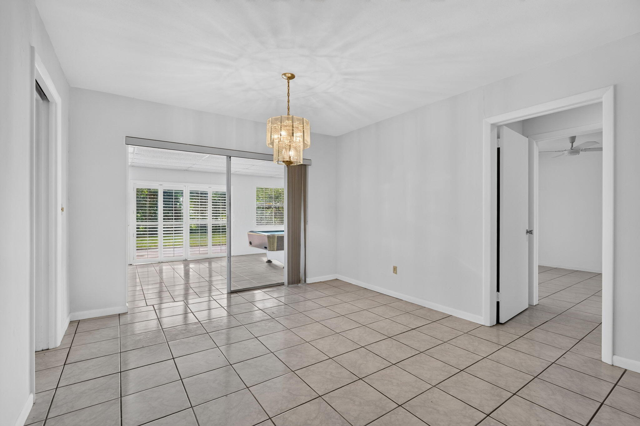 842 Fathom Road West North Palm Beach, FL 33408 - Photo 33 of 54 dinning area
