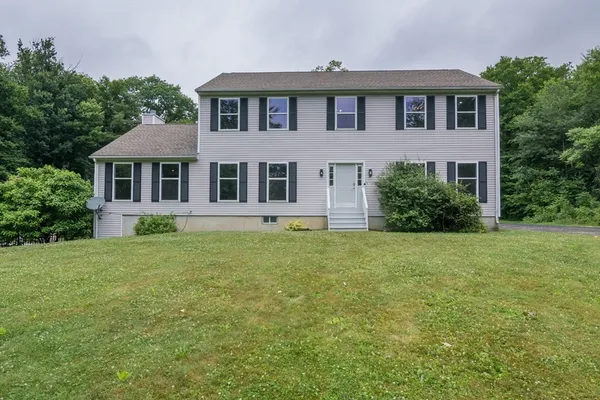 $639,900 | 27 South Street, Blandford, MA 01008