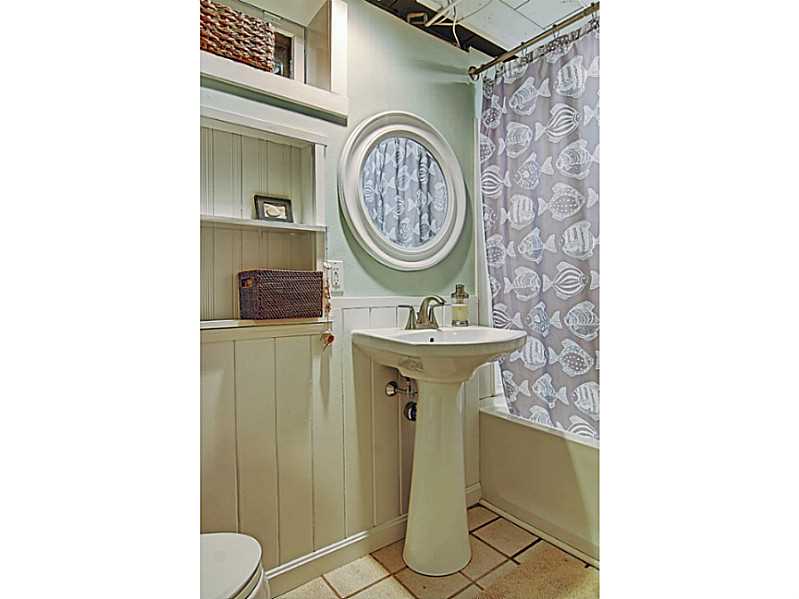 133 Audubon Road Warwick, RI 02888 - Photo 22 of 25 Bathroom.