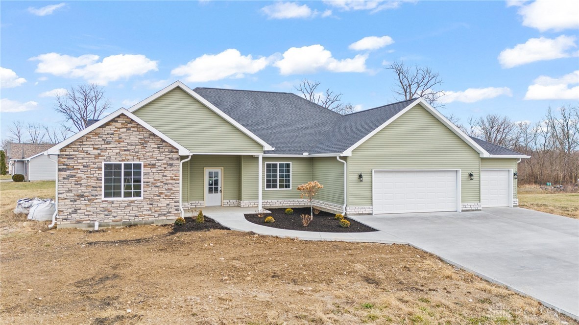 9907 Barnum Road Piqua, OH 45356 - Photo 2 of 27