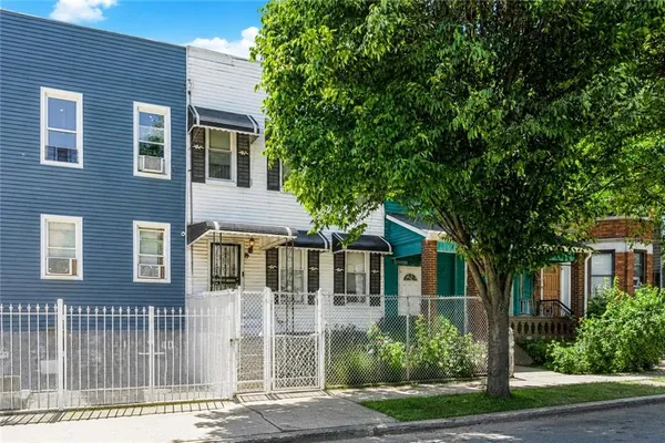 $699,000 | 38 Shepherd Avenue | Highland Park