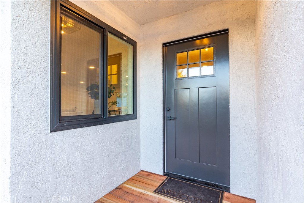 4150 Lobos Avenue Atascadero, CA 93422 - Photo 5 of 59 a view of an entryway