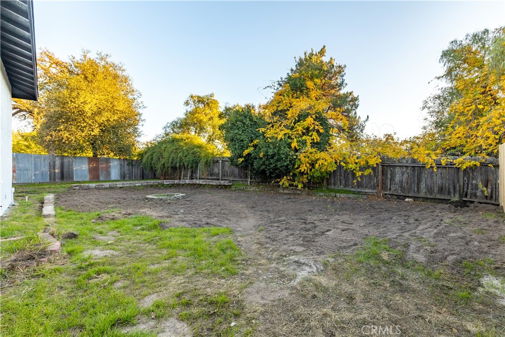 4150 Lobos Avenue Atascadero, CA 93422 - Photo 58 of 59 a backyard of a house