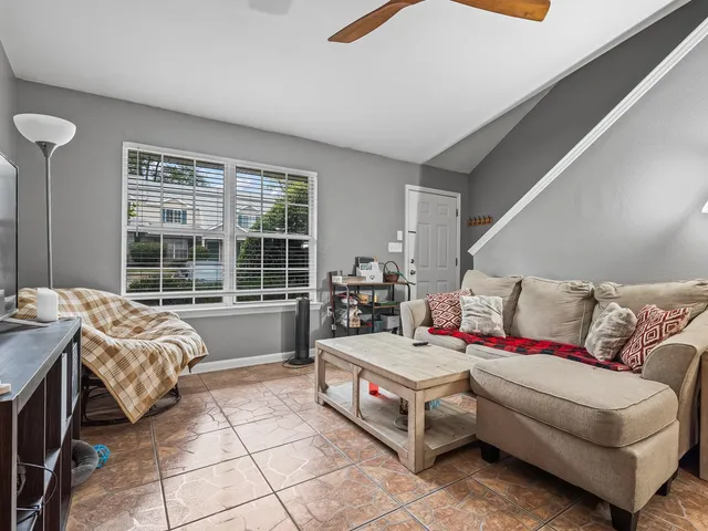 $160,000 | 2738 West Tharpe Street, Unit 304, Tallahassee, FL 32303