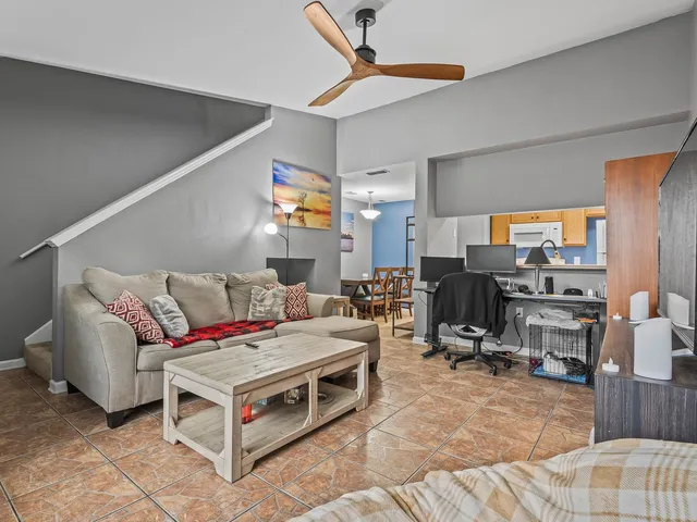 $160,000 | 2738 West Tharpe Street, Unit 304, Tallahassee, FL 32303