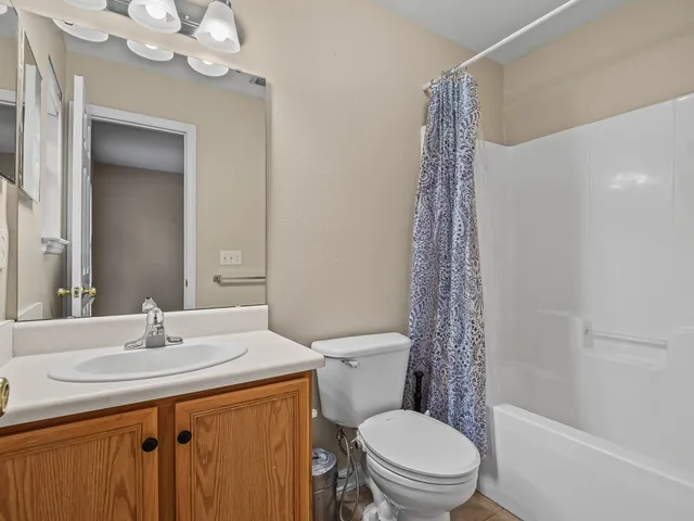 $160,000 | 2738 West Tharpe Street, Unit 304, Tallahassee, FL 32303