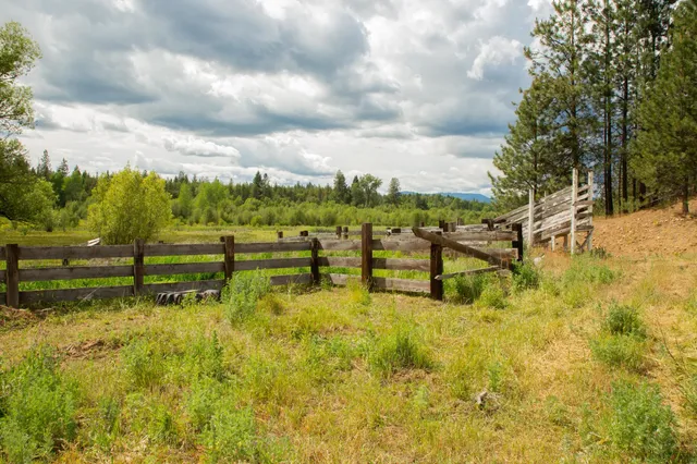 $599,000 | 4110 Cemetery Road, Springdale, WA 99173