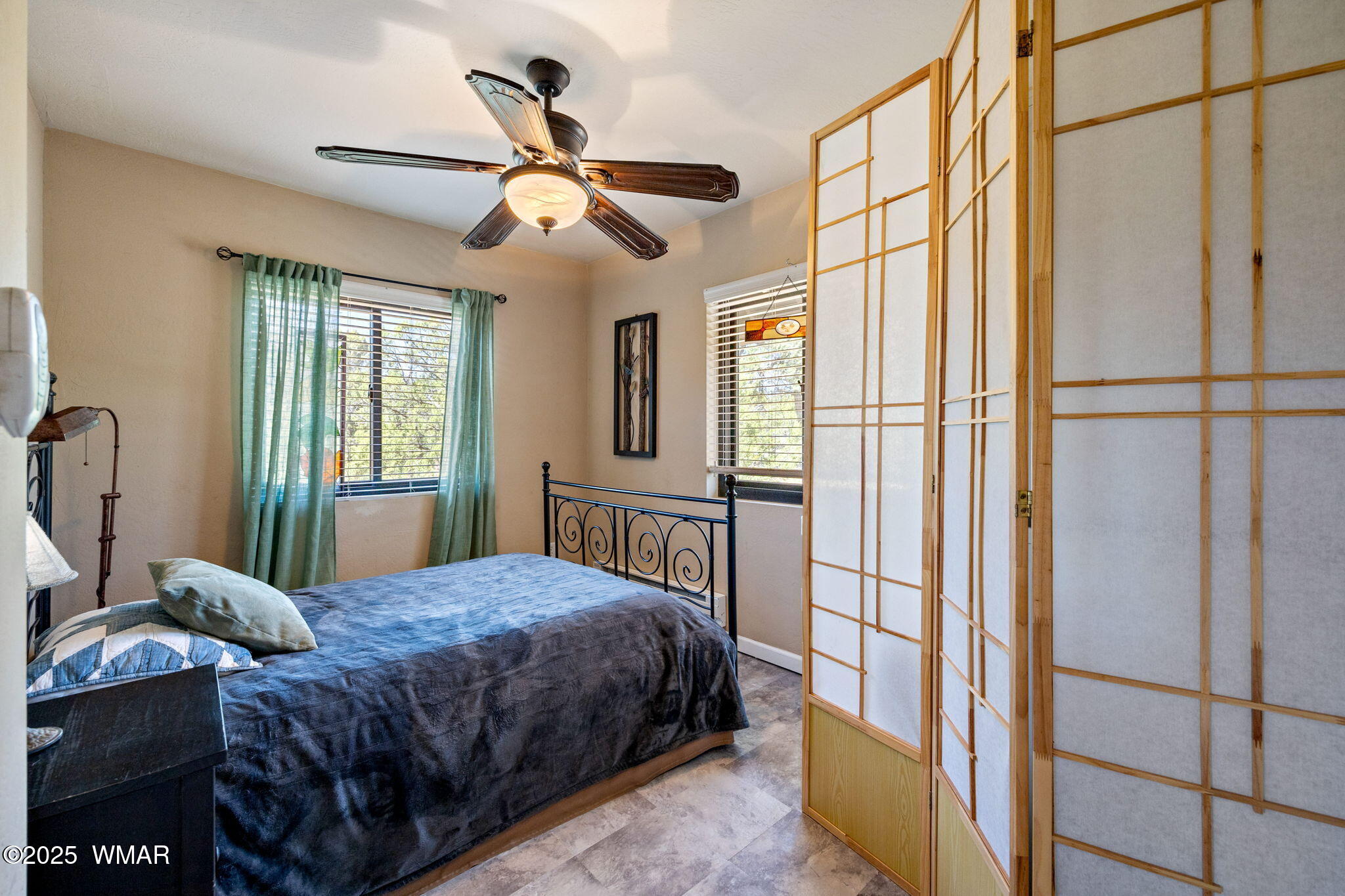 3670 Timberlake Drive Overgaard, AZ 85933 - Photo 14 of 33 large-0196dbb1-be9a-7376-b8d6-f6c2e28b80