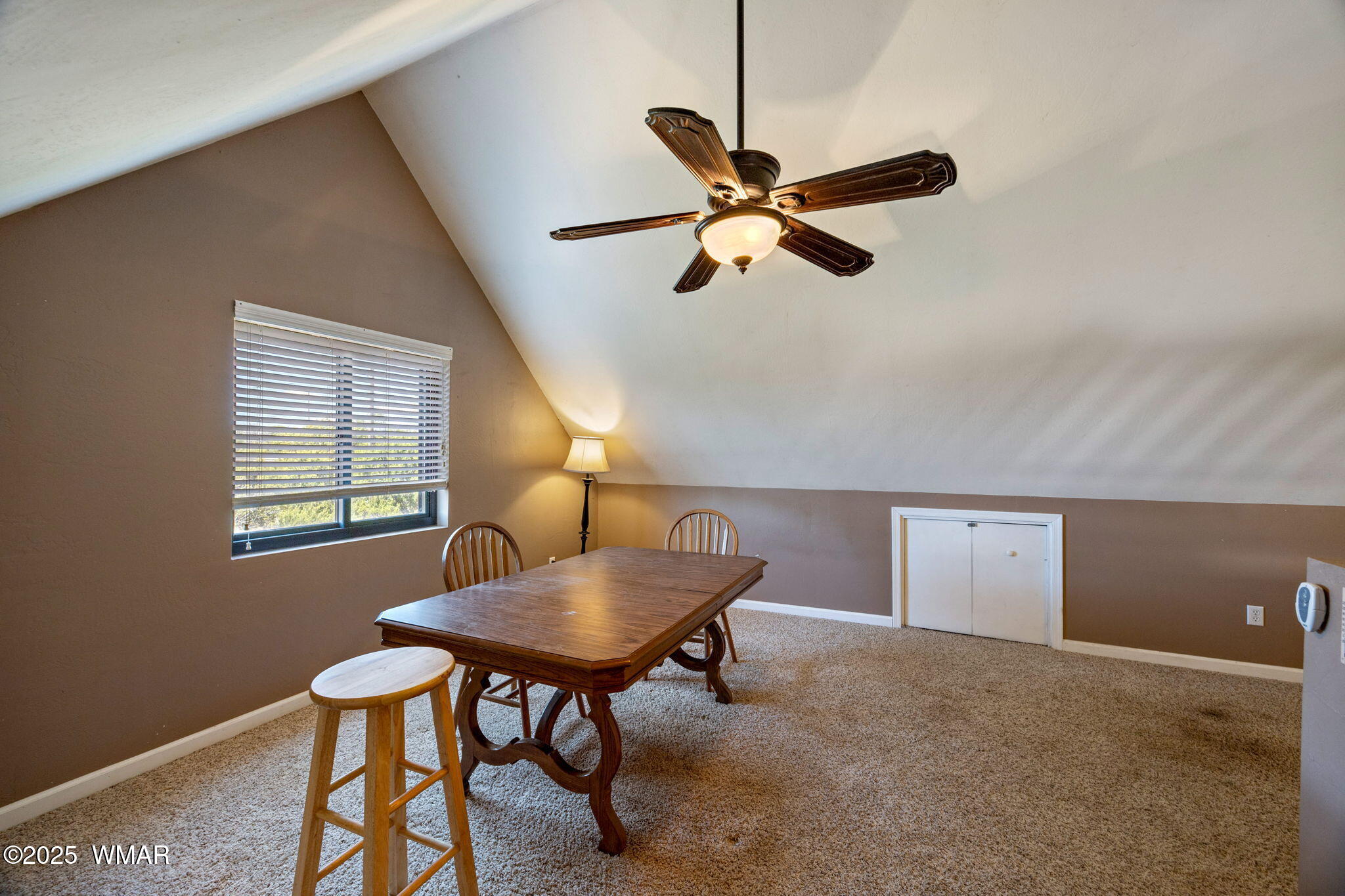 3670 Timberlake Drive Overgaard, AZ 85933 - Photo 18 of 33 large-0196dbb1-bf08-7106-bd37-244f349b21