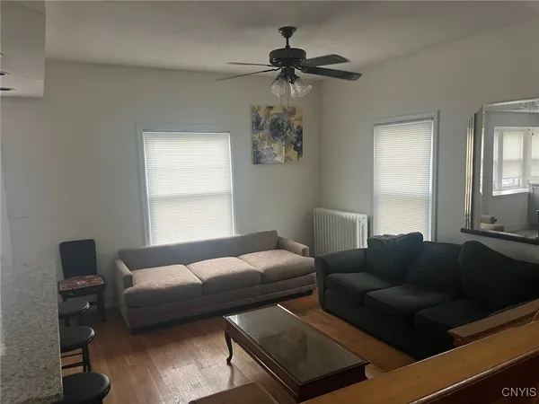 $2,080 | 1108 Madison Street, Unit 2, Syracuse, NY 13210