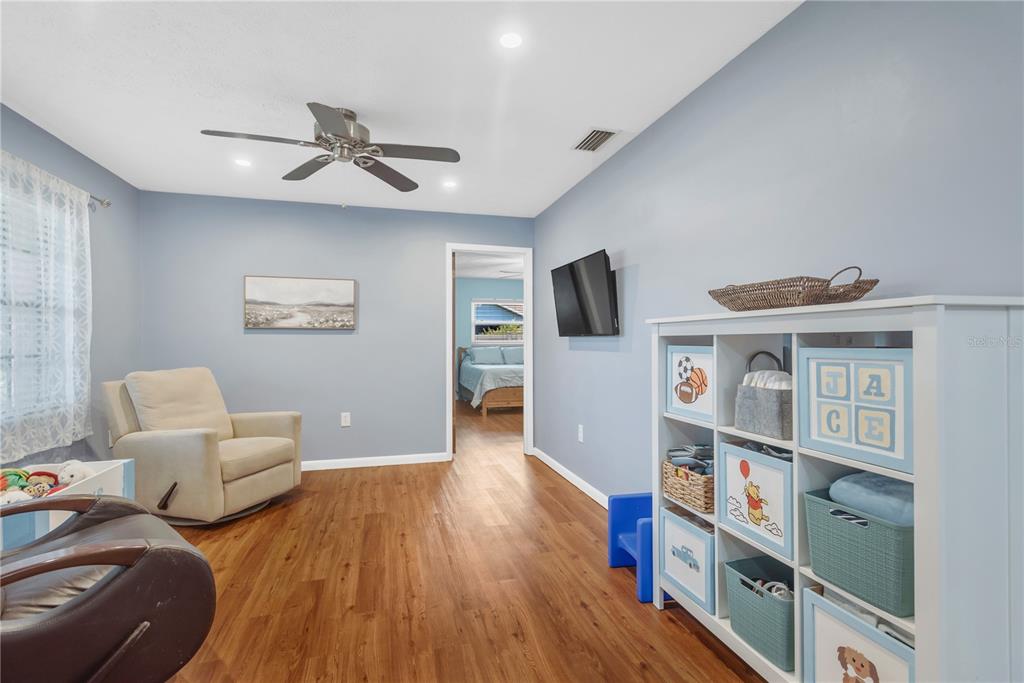 8513 Dee Circle Riverview, FL 33569 - Photo 6 of 35