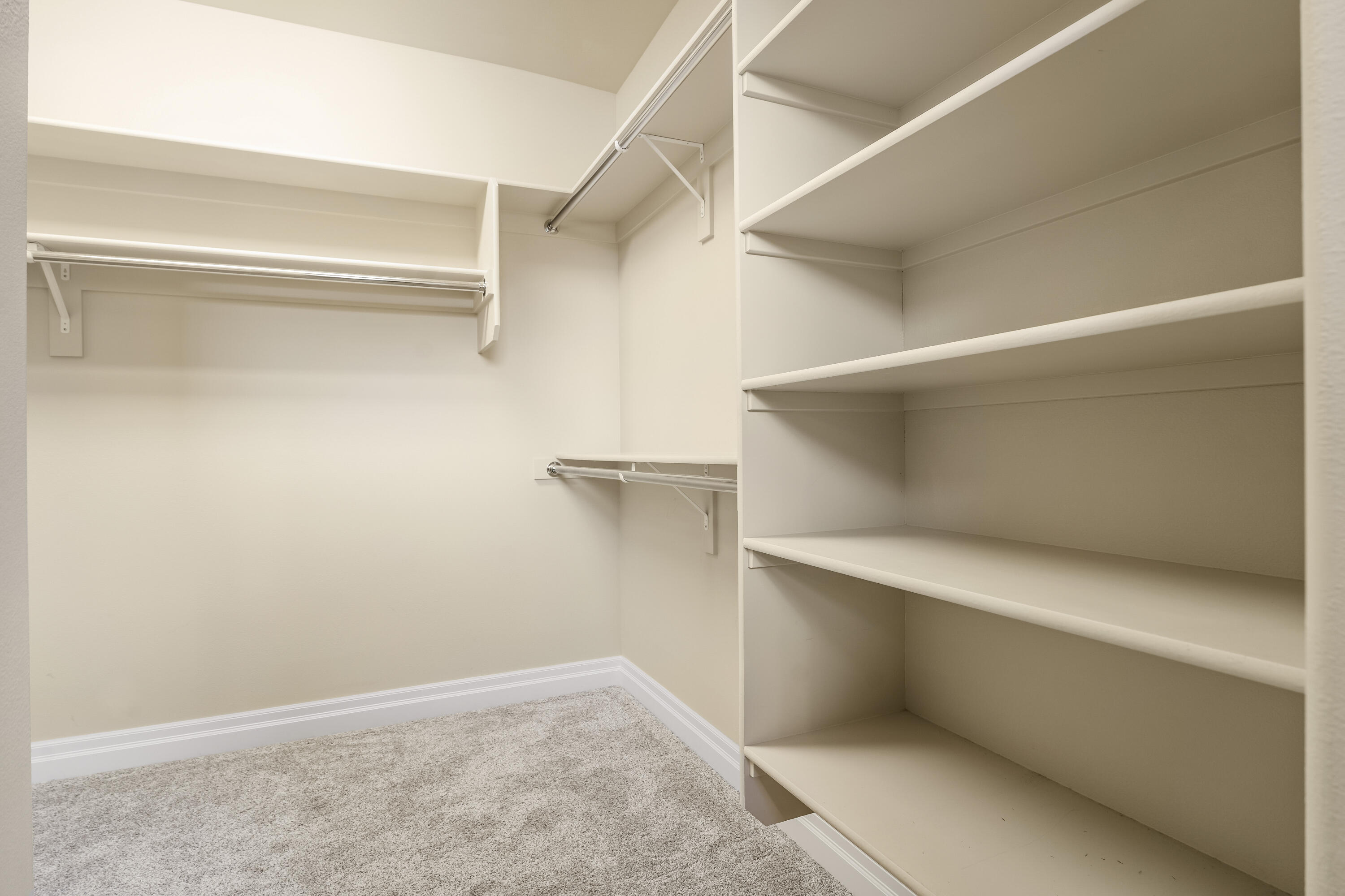 784 Ribbon Falls Road Redmond, OR 97756 - Photo 19 of 79 a view of an empty walk in closet