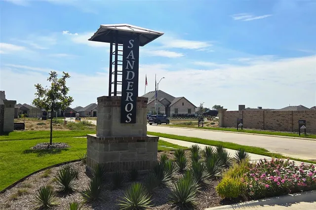 $429,990 | 1709 Opaca Drive, Fort Worth, TX 76131