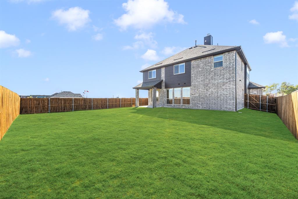 2000 Hickory Chase Lane Anna, TX 75409 - Photo 38 of 40 a view of a house with a yard