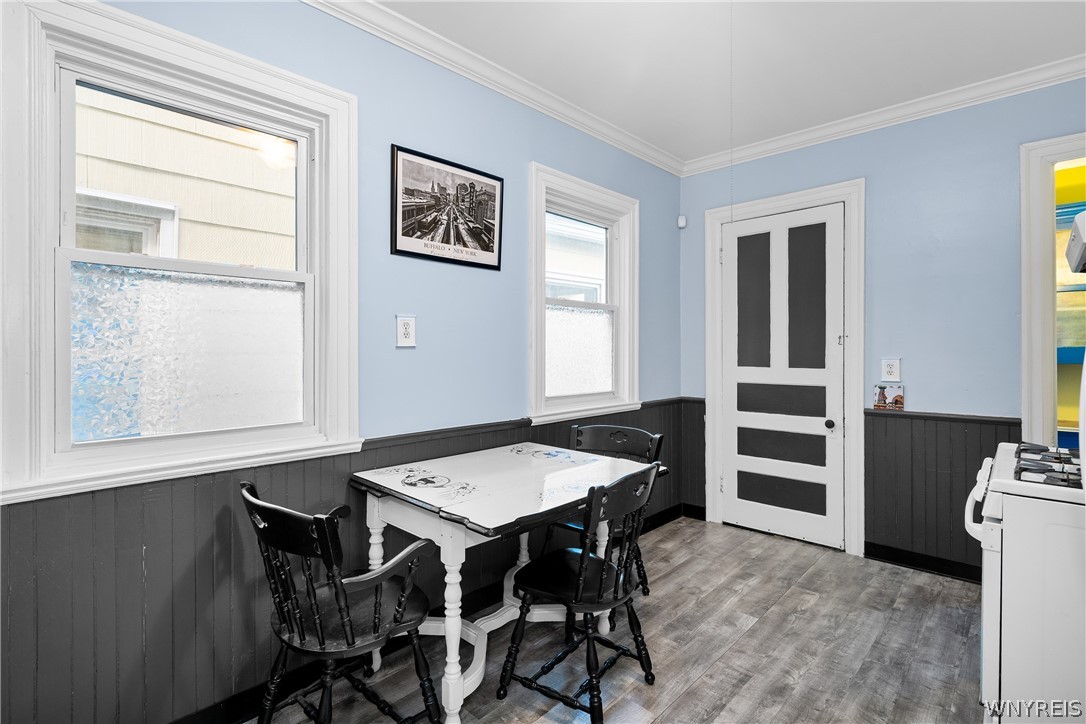 393 Baynes Street Buffalo, NY 14213 - Photo 13 of 35