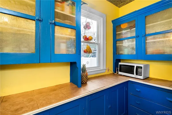 $279,900 | 393 Baynes Street, Buffalo, NY 14213