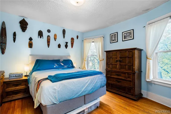 $279,900 | 393 Baynes Street, Buffalo, NY 14213