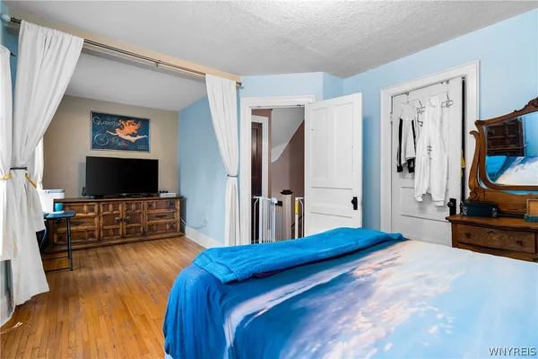 $279,900 | 393 Baynes Street, Buffalo, NY 14213