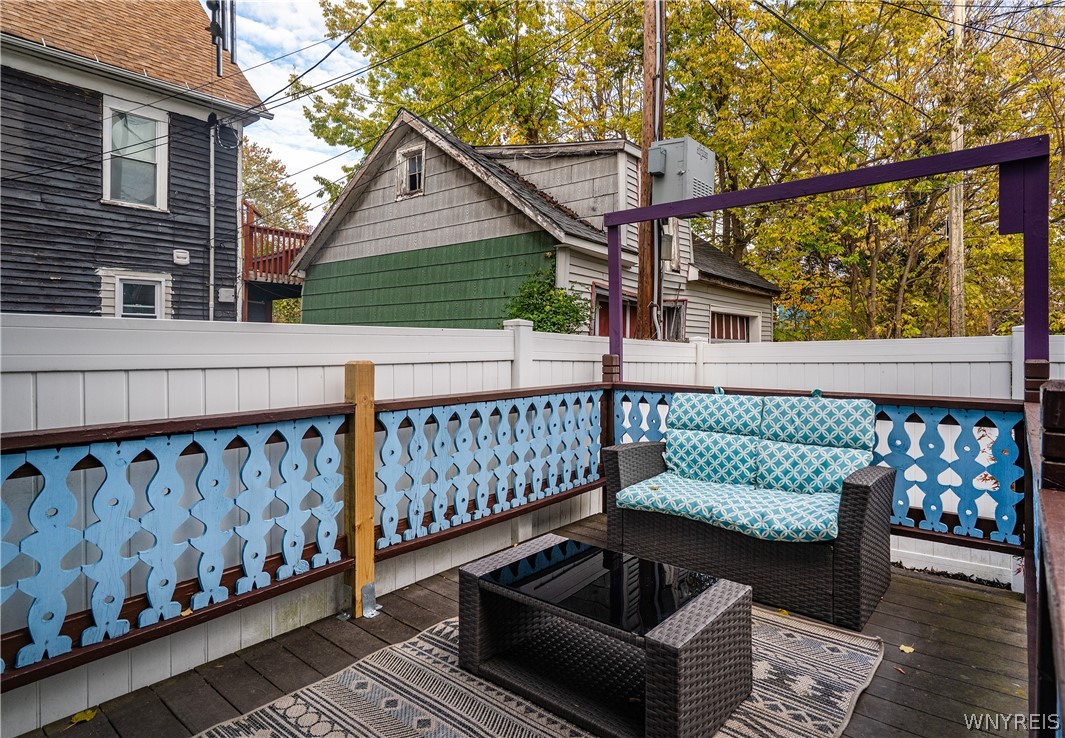 393 Baynes Street Buffalo, NY 14213 - Photo 26 of 35