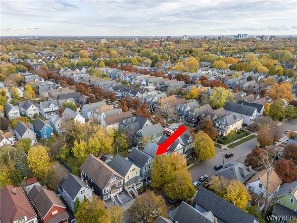 $279,900 | 393 Baynes Street, Buffalo, NY 14213