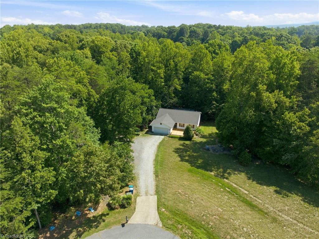 221 Farmview Road Madison, NC 27025 - Photo 3 of 45