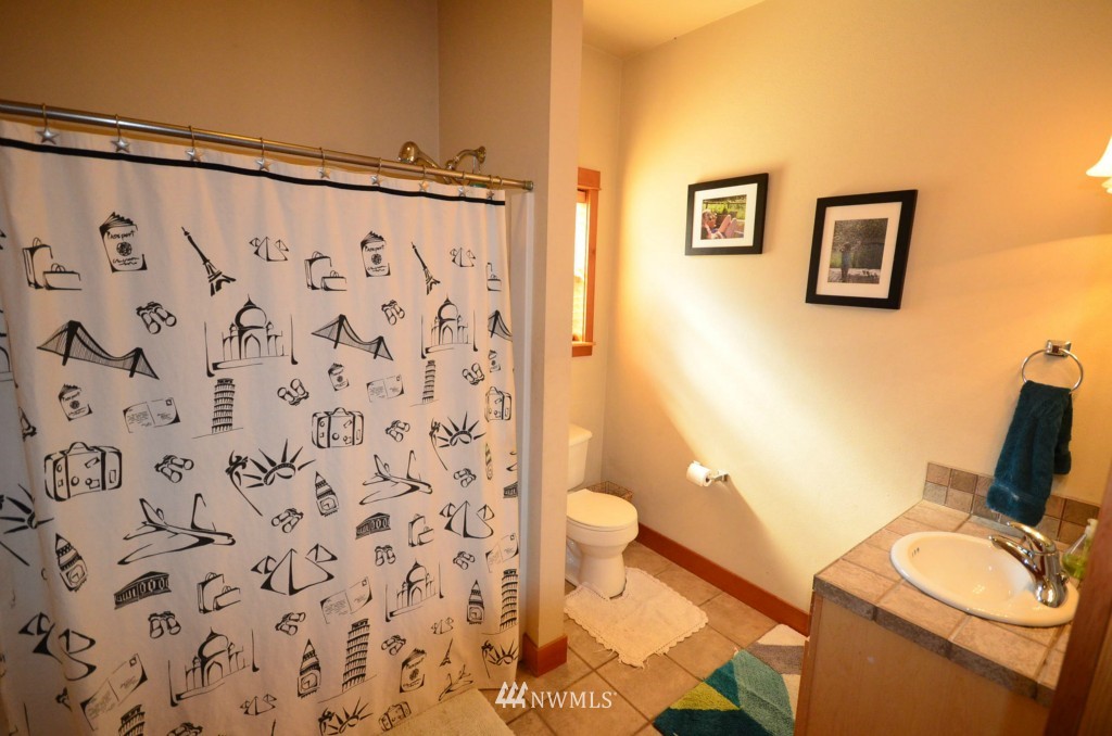 2521 Thornton Road Ferndale, WA 98248 - Photo 15 of 22 Gallery Image 15
