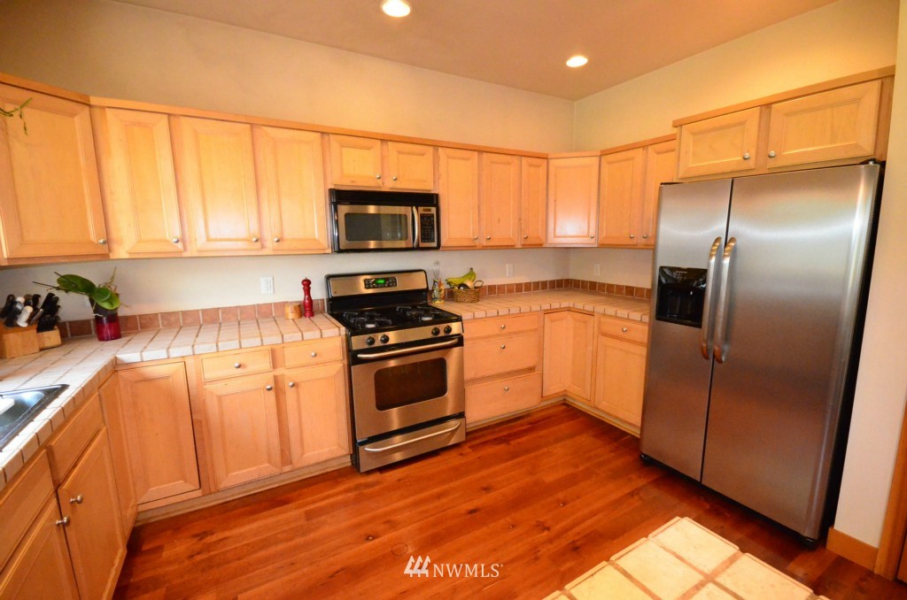 2521 Thornton Road Ferndale, WA 98248 - Photo 4 of 22 Gallery Image 4