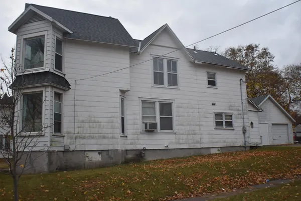 $150,000 | 216 Bluff Street, Beloit, WI 53511