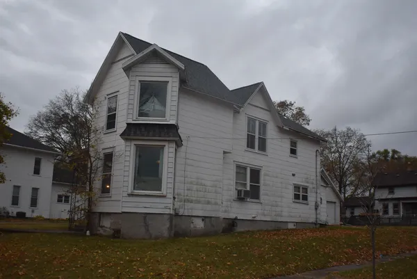 $150,000 | 216 Bluff Street, Beloit, WI 53511