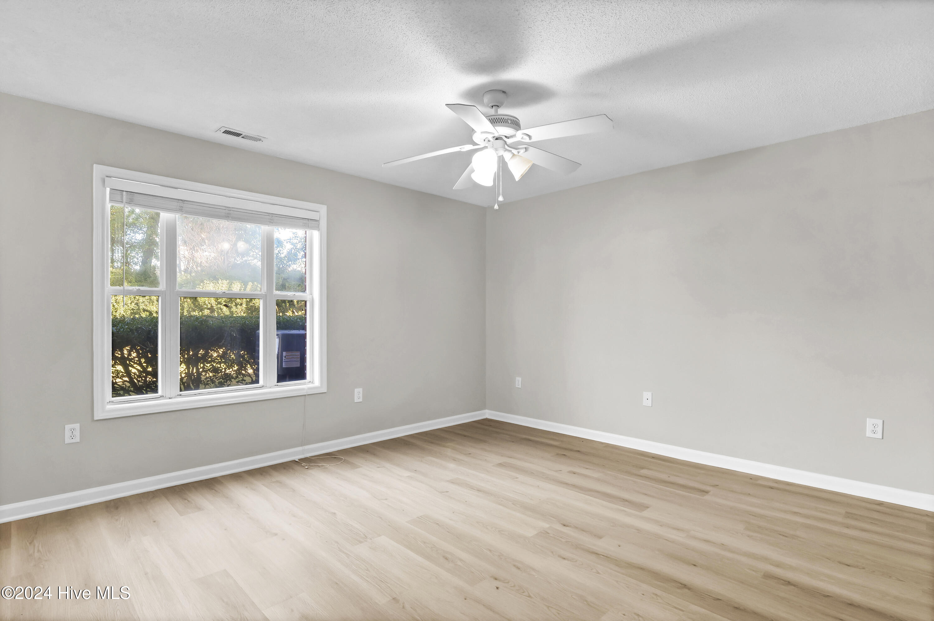 4101 Breezewood Drive, Unit 101 Wilmington, NC 28412 - Photo 13 of 29 P1844758