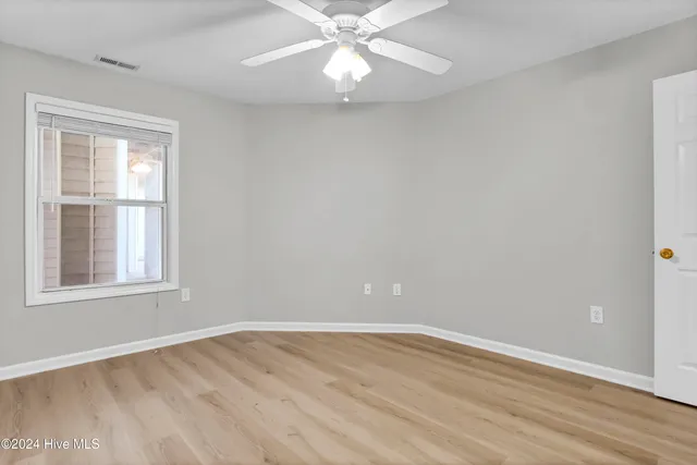 $1,600 | 4101 Breezewood Drive, Unit 101, Wilmington, NC 28412