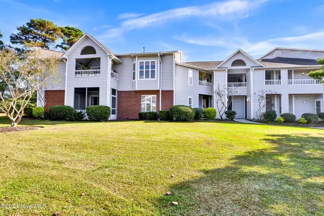 $1,600 | 4101 Breezewood Drive, Unit 101, Wilmington, NC 28412