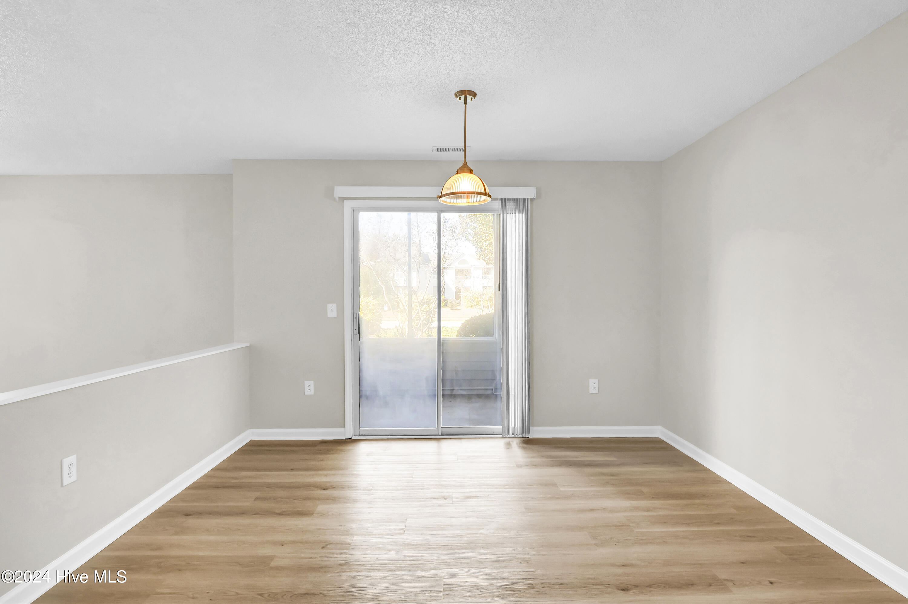 4101 Breezewood Drive, Unit 101 Wilmington, NC 28412 - Photo 6 of 29 P1844813